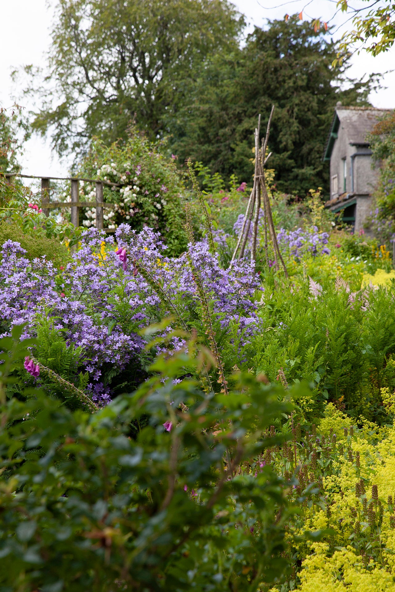 The Cottage Garden at Hill Top, ingelijst